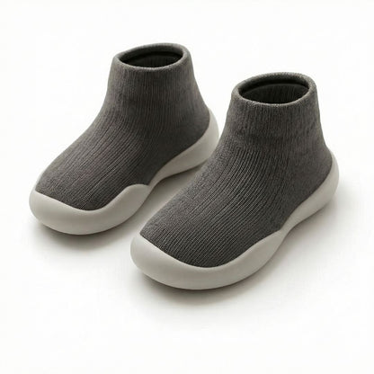 נעלי חוקרים קטנטנים 🧭