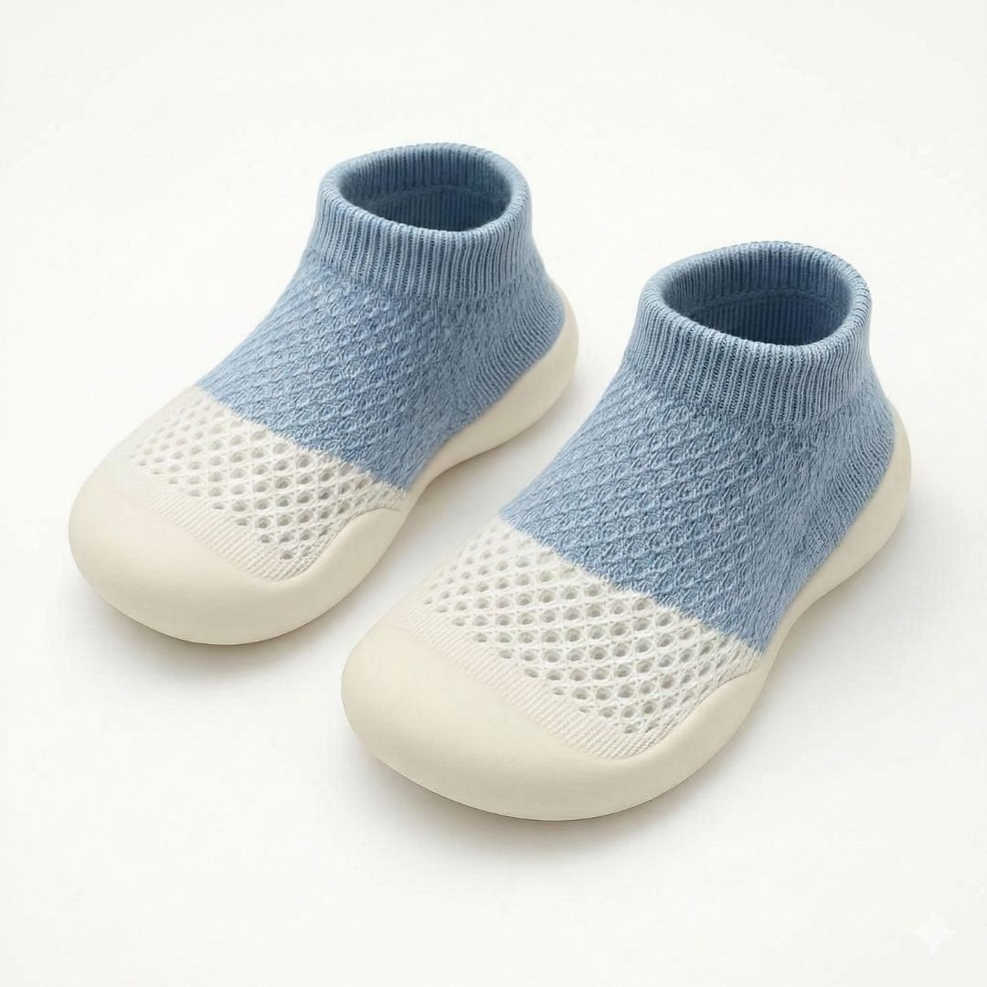 נעלי חוקרים קטנטנים 🧭